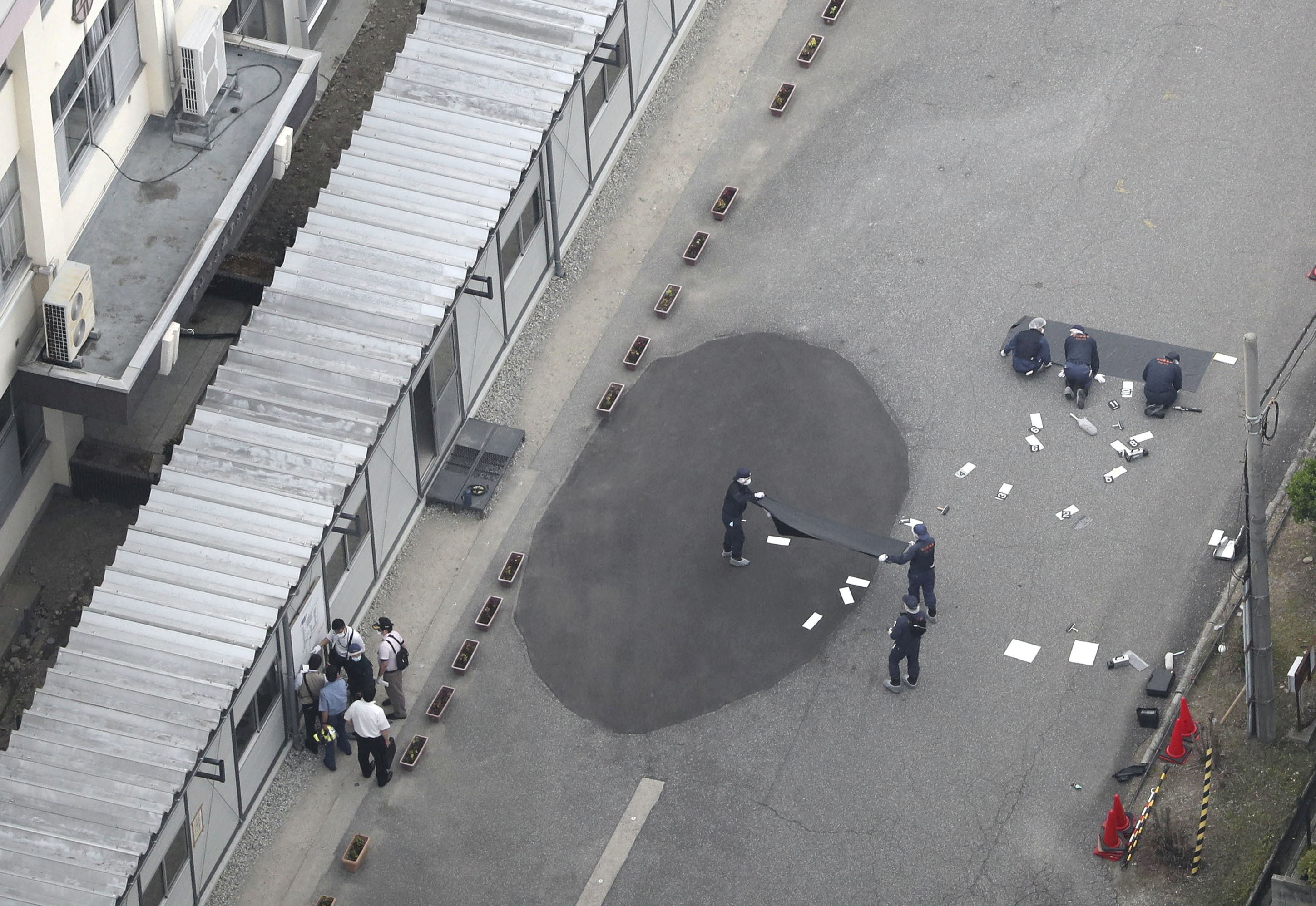 日本富山县发生枪击事件致2人死亡(6)