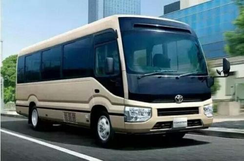 d-4st双涡管涡轮增压直喷发动机手自一体式8档自动变速箱,炬目led组合