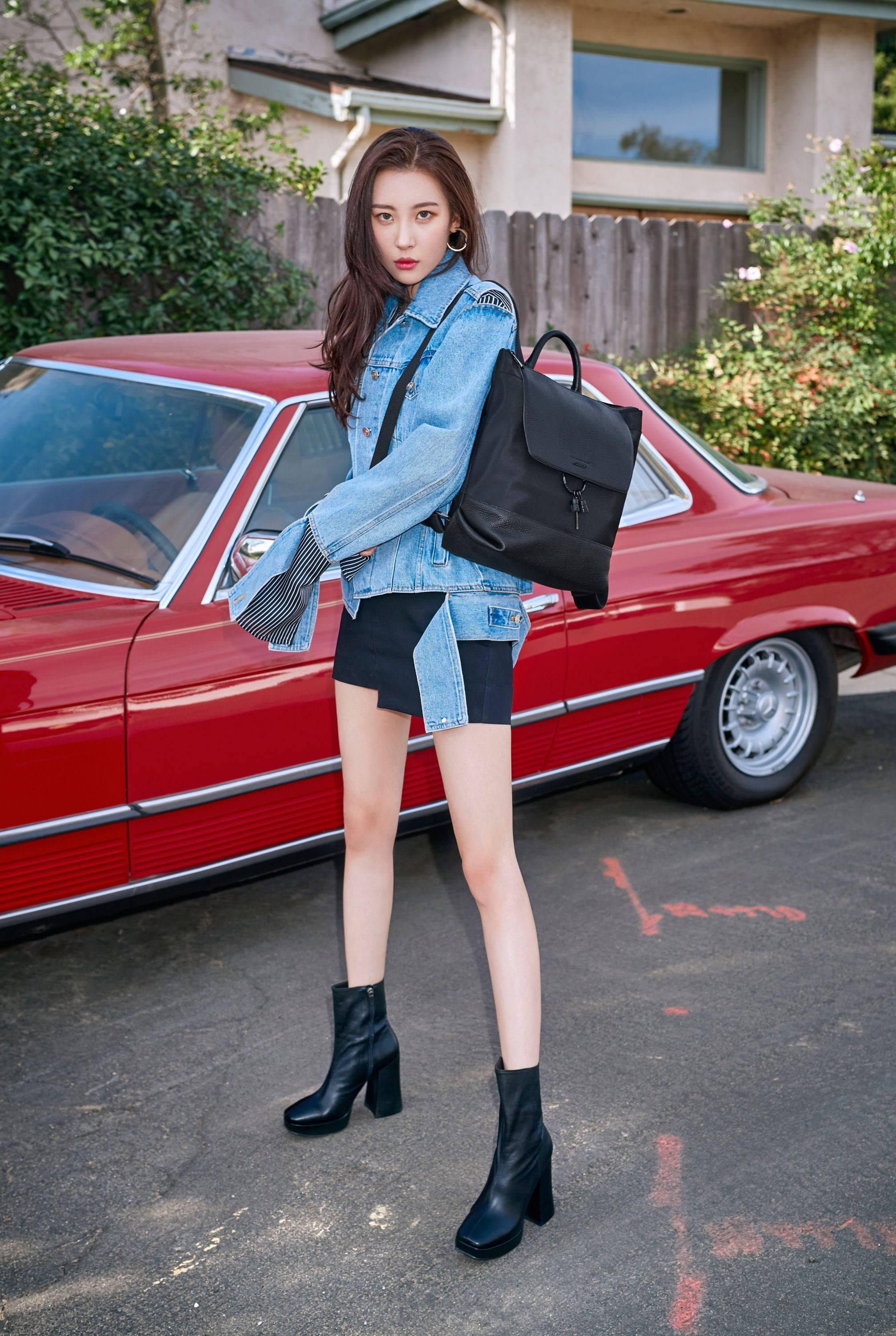 李宣美的名品身材了解一下,除了"漫画腿"还有"蚂蚁腰"