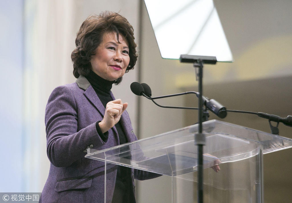 美国:华裔交通部长赵小兰亮相2018北美国际车展