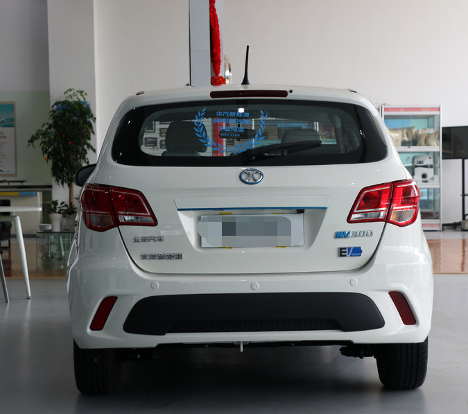 颜值很美的北汽ev300,档次可比大众cc,非常的有水准!