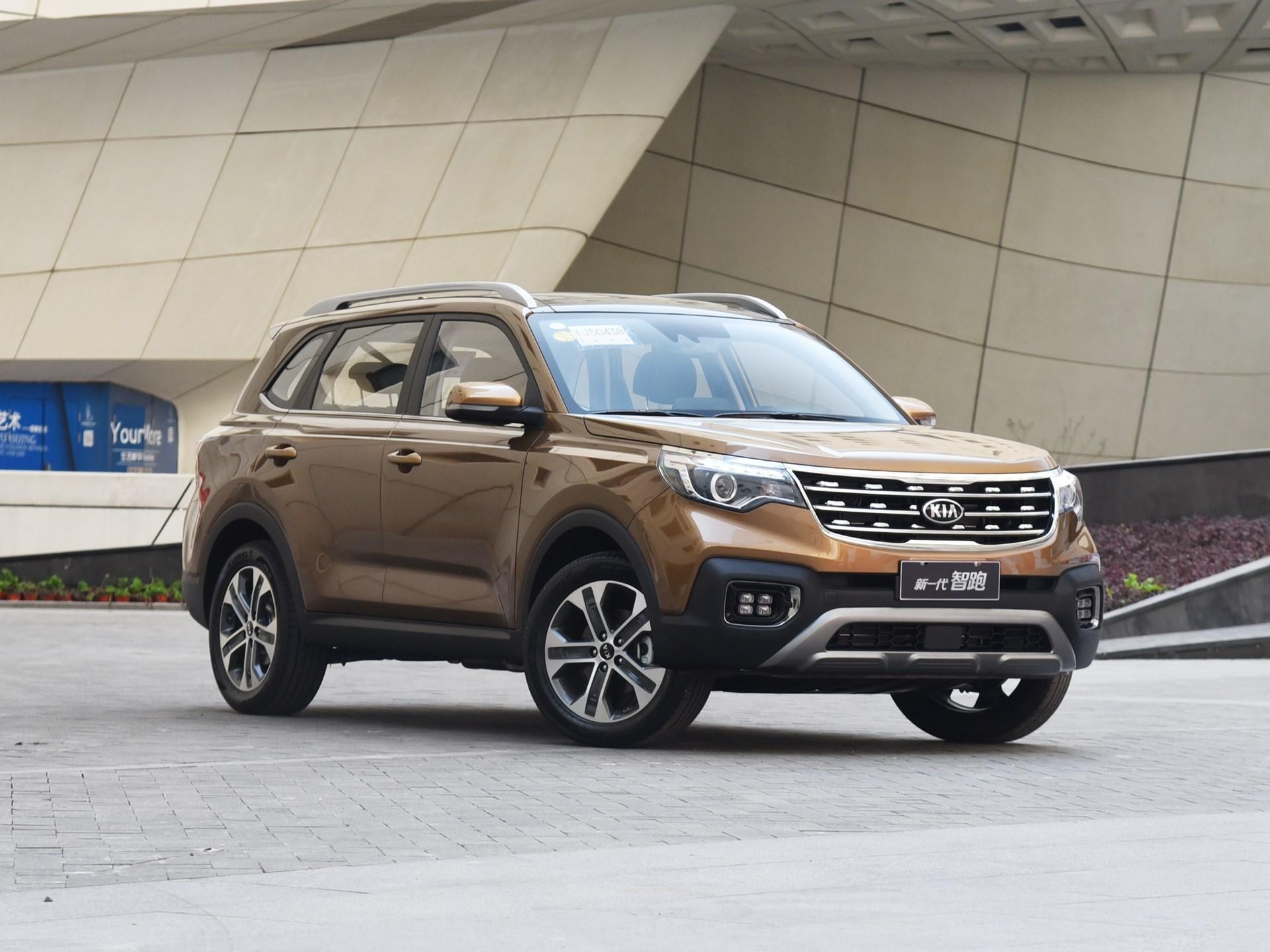 新智跑单骑救主,车宽近1.9米,比宝骏530还好卖,起亚终于有救了