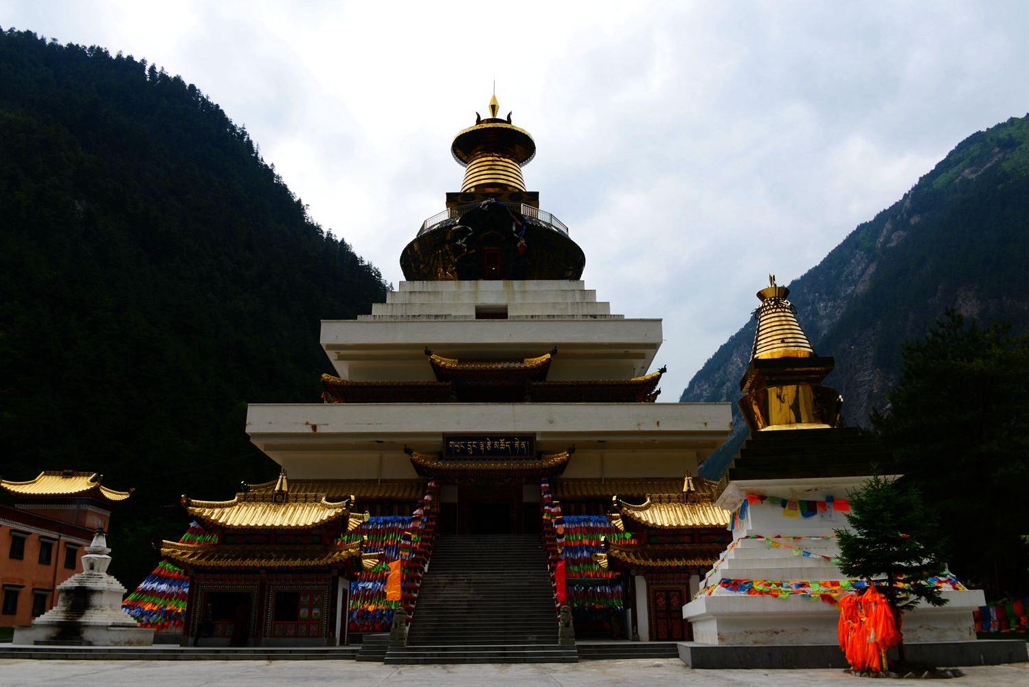 旅途中的美好回忆——九寨沟——宝镜岩,扎如寺