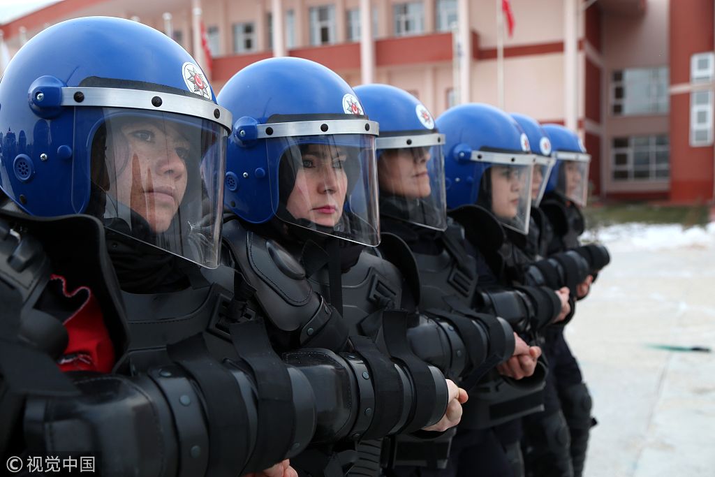 阿富汗女警察图片