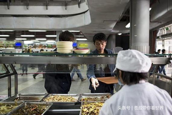 黑工廠是一種什麼樣的體驗,男女共用一個廁所