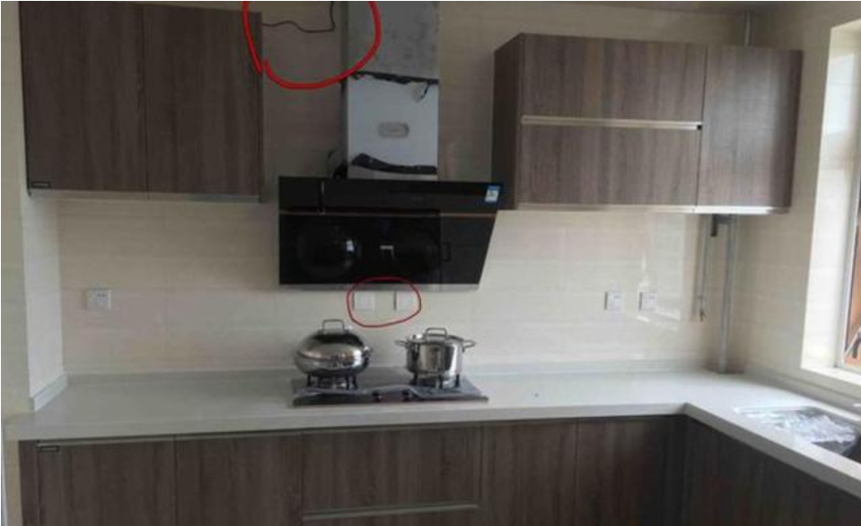 厨房油烟机插座位置图片