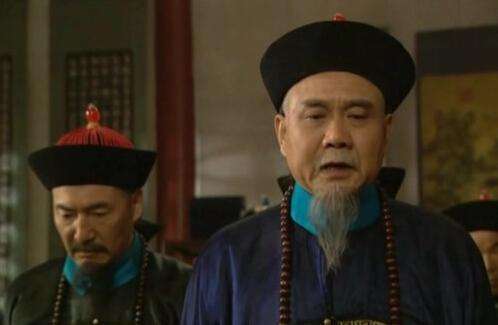 皇帝临终:封你做辅政,大臣:谢隆恩!可接过圣旨一看,脸色煞白