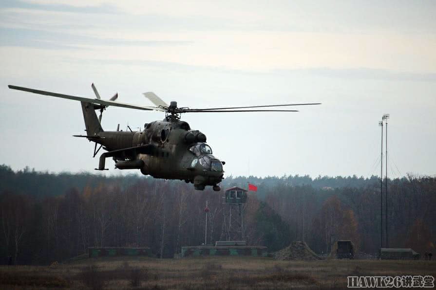 波蘭陸軍實戰演習 地面pt-91坦克 天上米-24武裝直升機