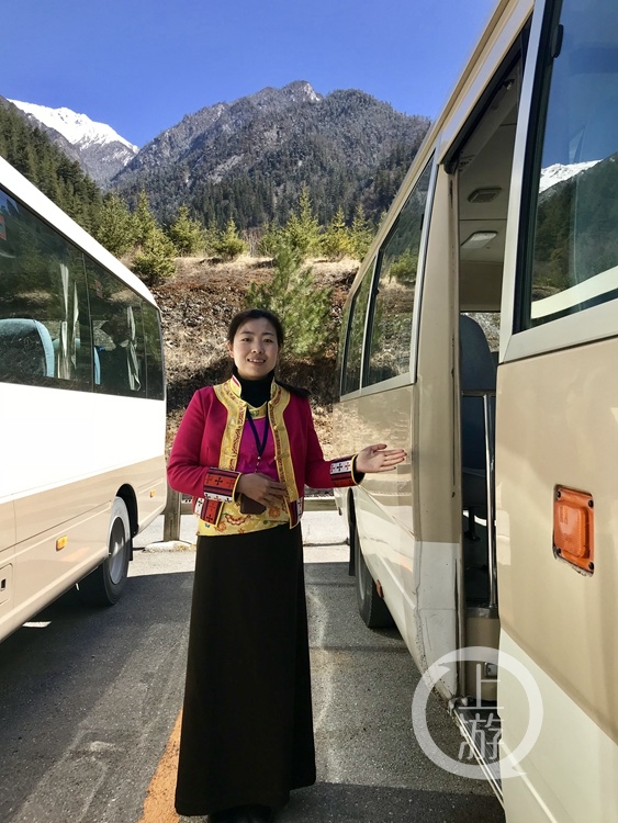 流泪解说的九寨沟解说员白文慧:与九寨一起迎来"新生"