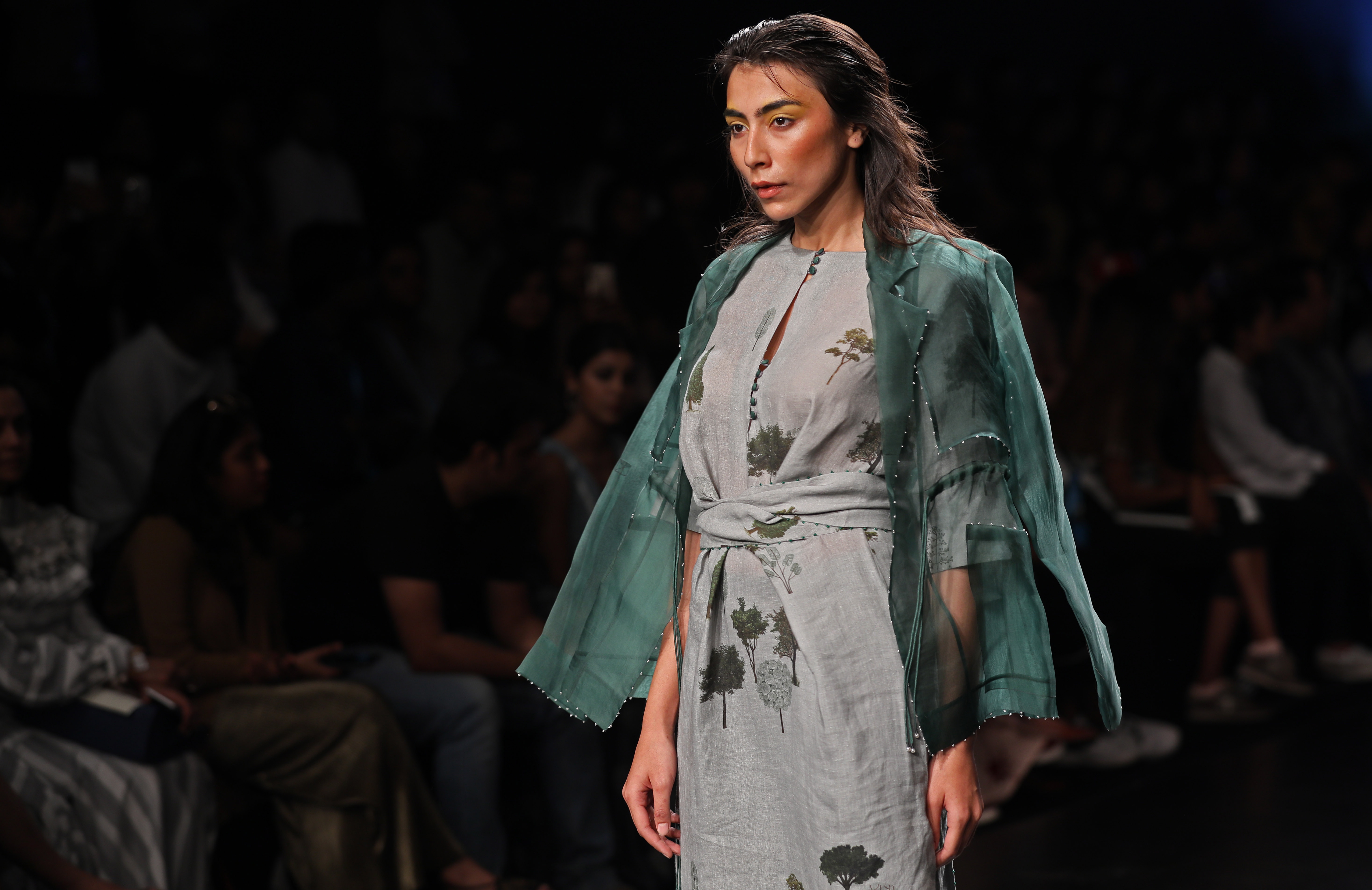 印度拉克美时装周设计师斯内拉阿罗拉时装秀