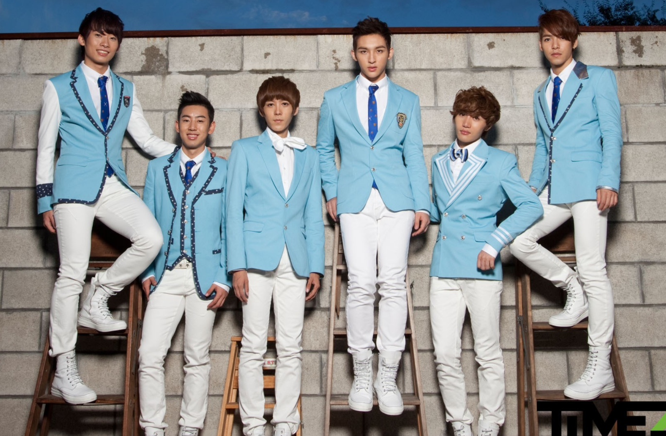 oner,坤音四子oner,中国内地男子偶像组合,由岳岳,木子洋,卜凡,灵超