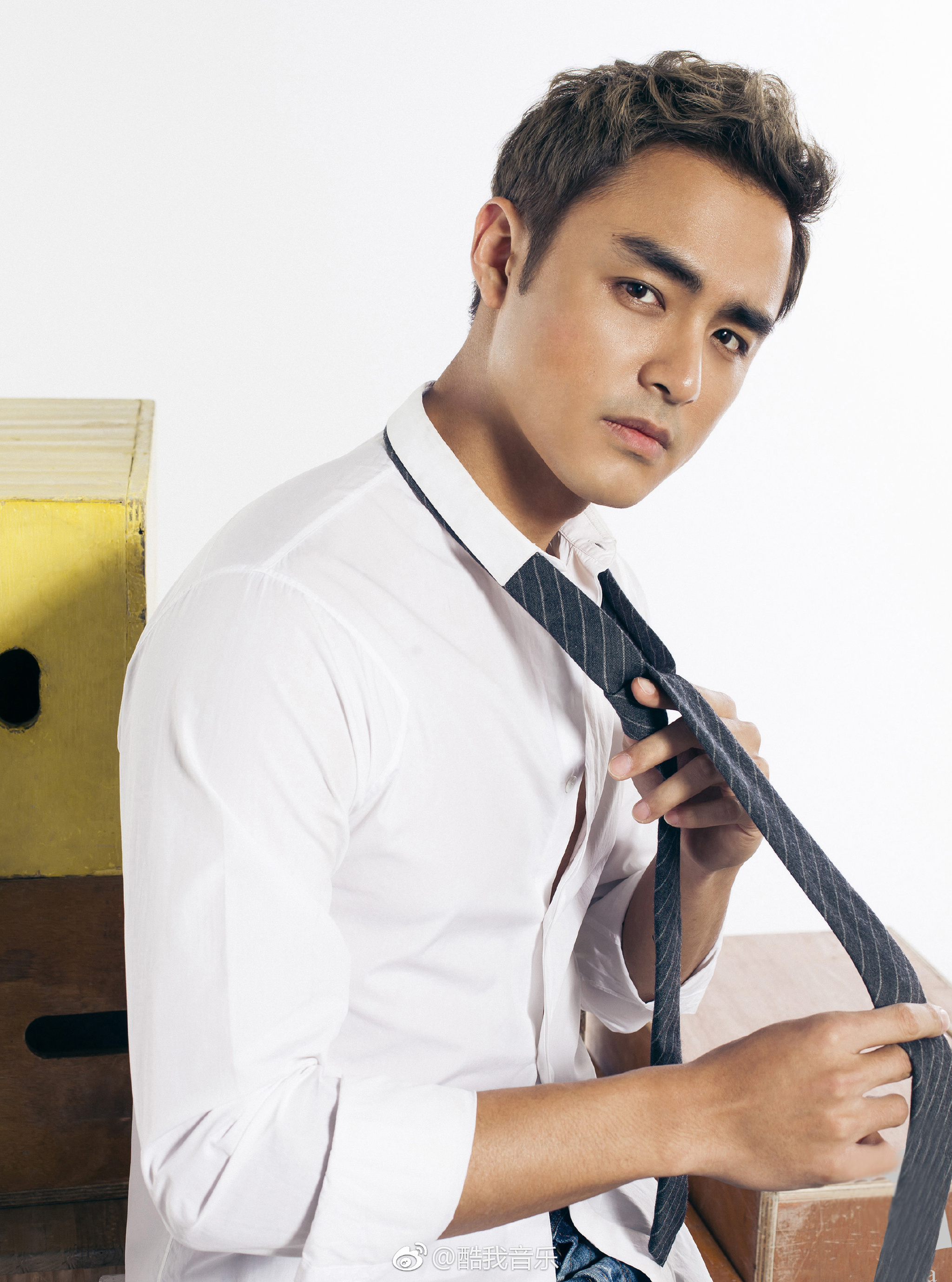 因为明道,霸道总裁这个设定"火了",无数的霸道总裁