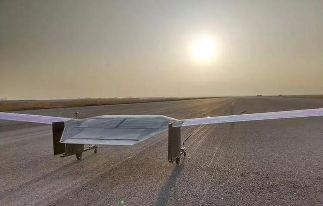 很炫酷!"魅影"太阳能wi-fi无人机亮相珠海航展