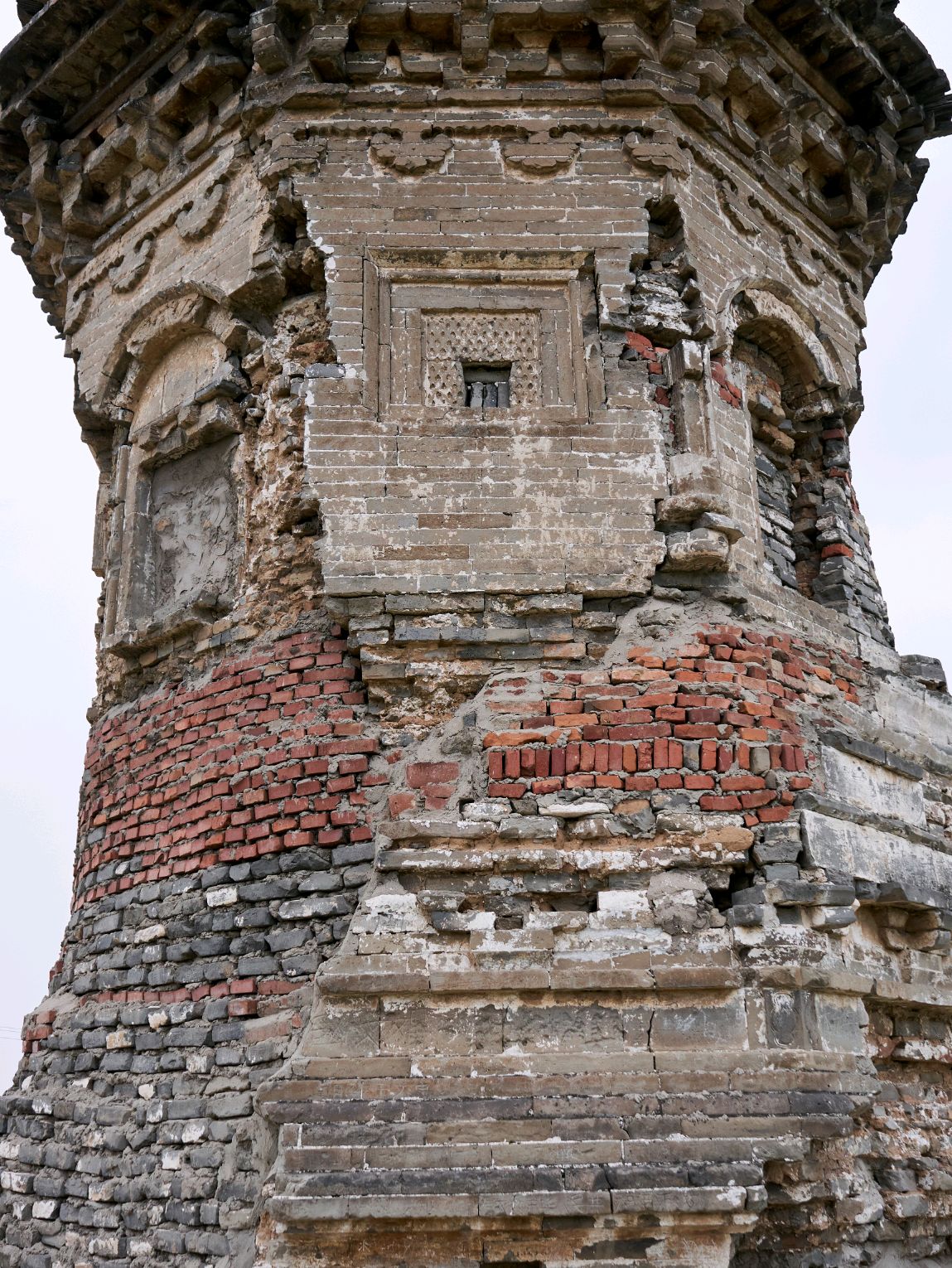 中华名塔之六:残缺美之塔——皇甫寺塔