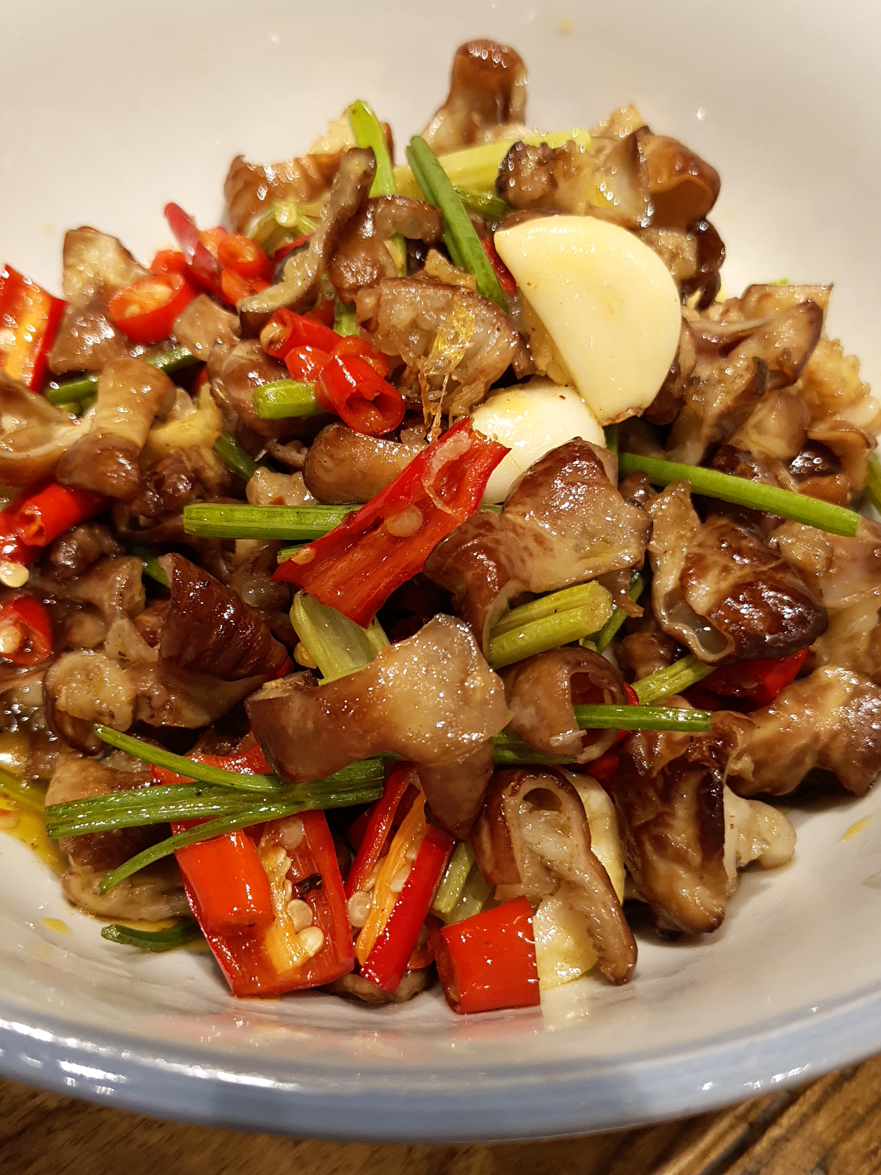 衡阳土菜馆宣称:一切不下饭的菜都是耍流氓,你同意吗?