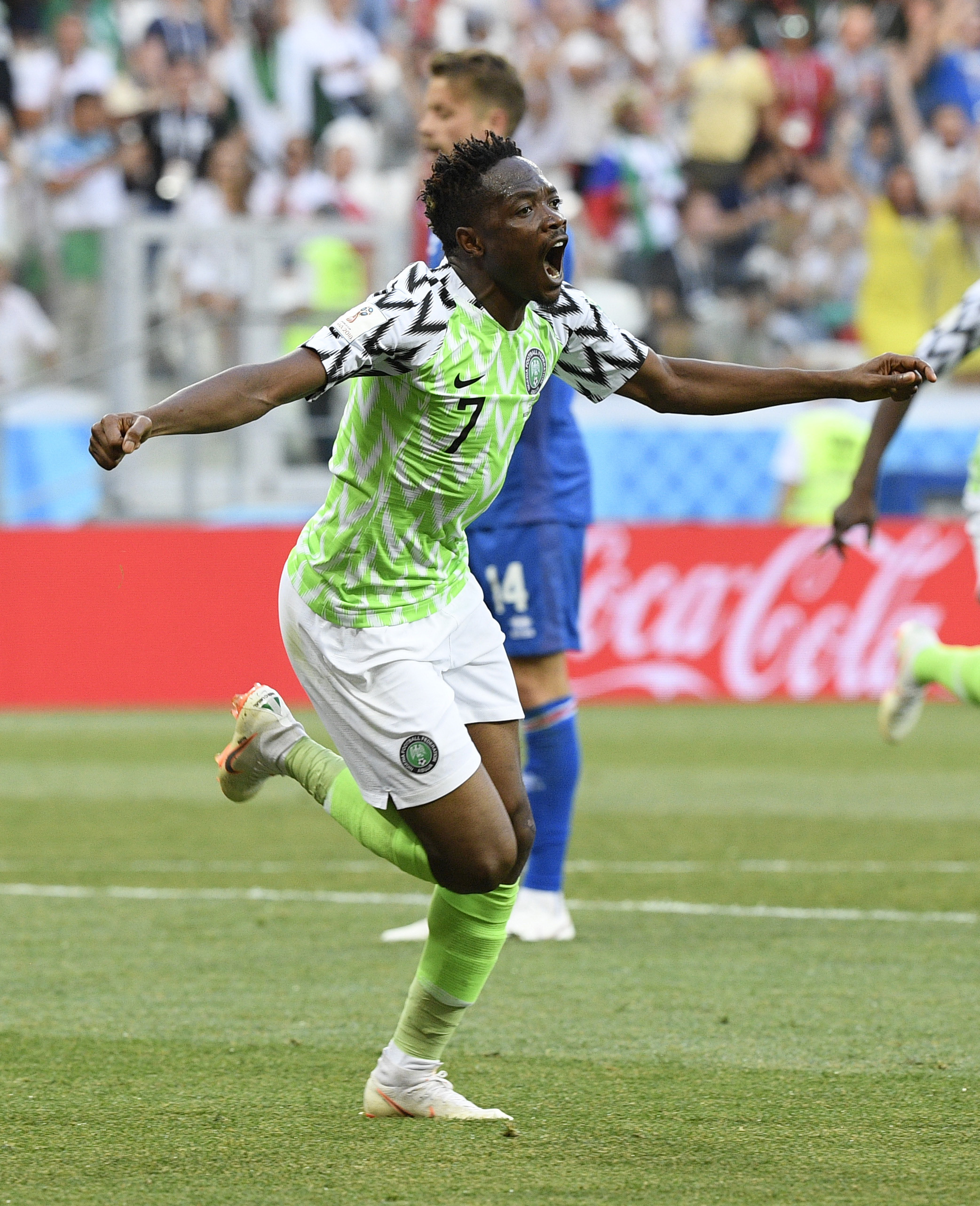 足球——d组:尼日利亚队穆萨破门(18)