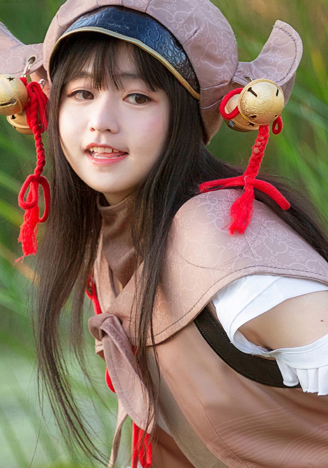 未烬丐萝cos:江天芦苇秋,醉枕洞庭酒,一壶乾坤中,我自逍遥游