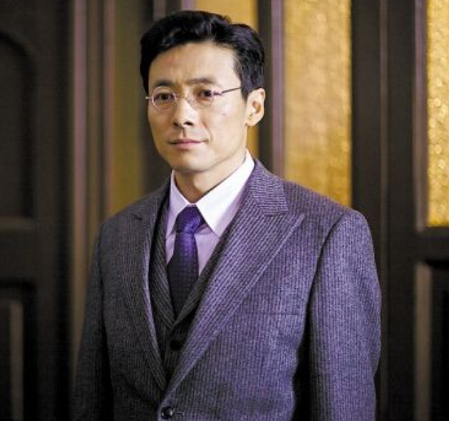 《潜伏》里李涯的扮演者祖峰,他是如何被人评价的?