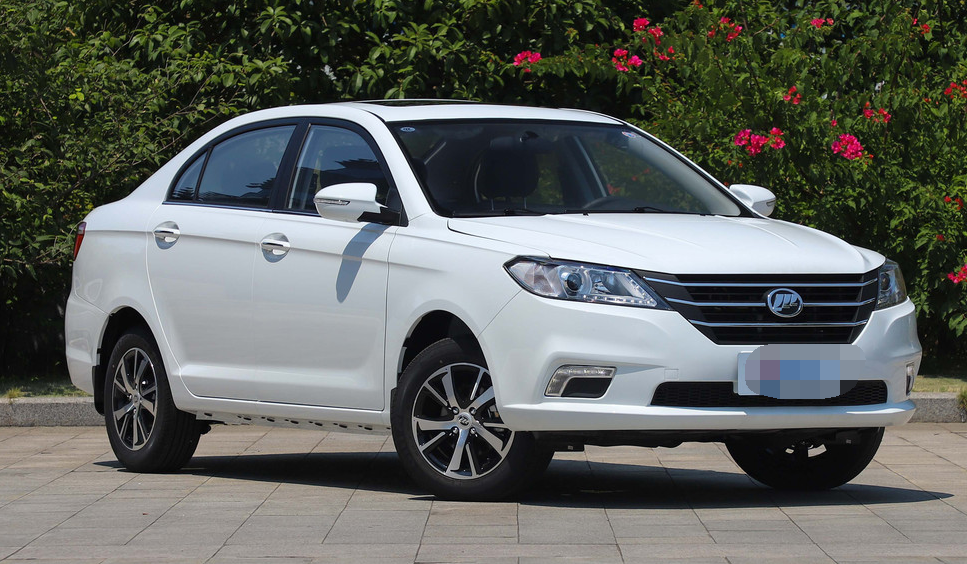 力帆650 1.5l 手动 豪华版,颜值狂野不羁,开出去显着十分霸气!