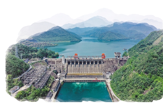 高坝碧水焕新生 新安江畔探访新中国水电站"老大哥"