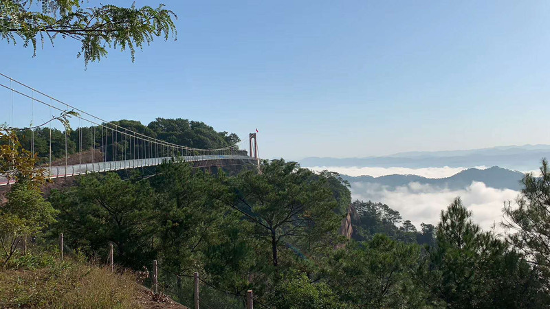 这个冬天不太冷!广西藤县石表山7d玻璃桥,云海日出,绝美山水!