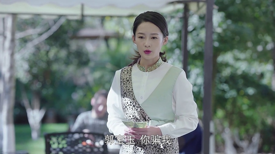 《卧底归来》糖果扮演者李沁的剧照,给人的感觉楚楚动人!