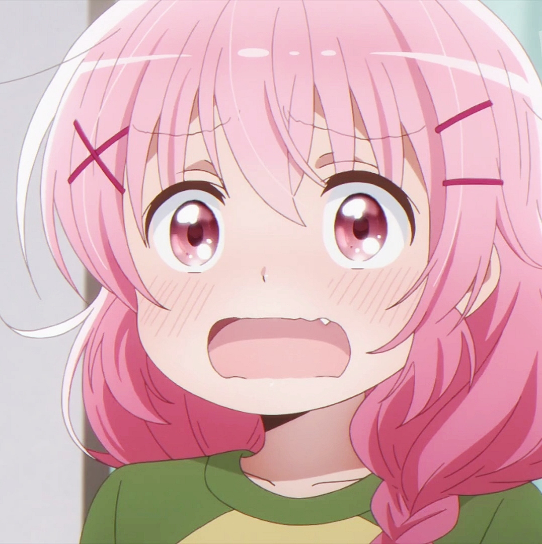 《comic girls》中的萌田薰子(笔名:混沌)是15岁高中生兼漫画家,在