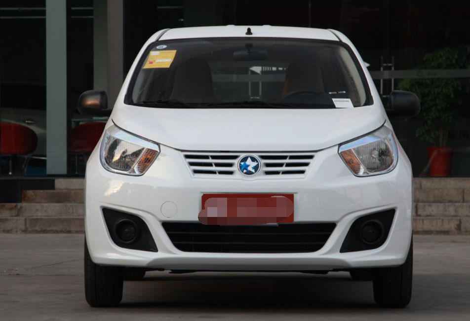 东风启辰r30,外观设计增添了年轻与活力,延续家族设计风格