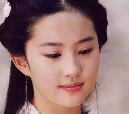 哭戏女明星,唐嫣面无表情,最后一个难以忘记
