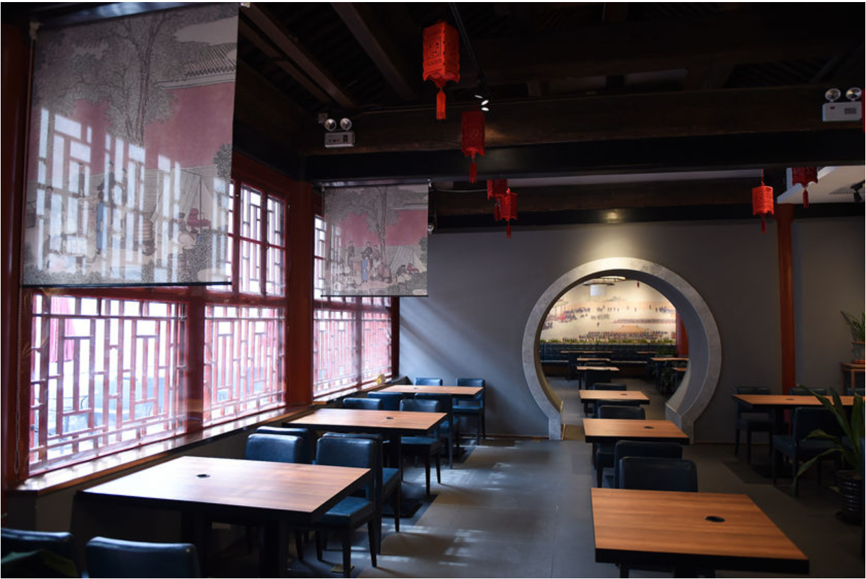故宫角楼餐厅生意惨淡 停止供应火锅后成"空店"
