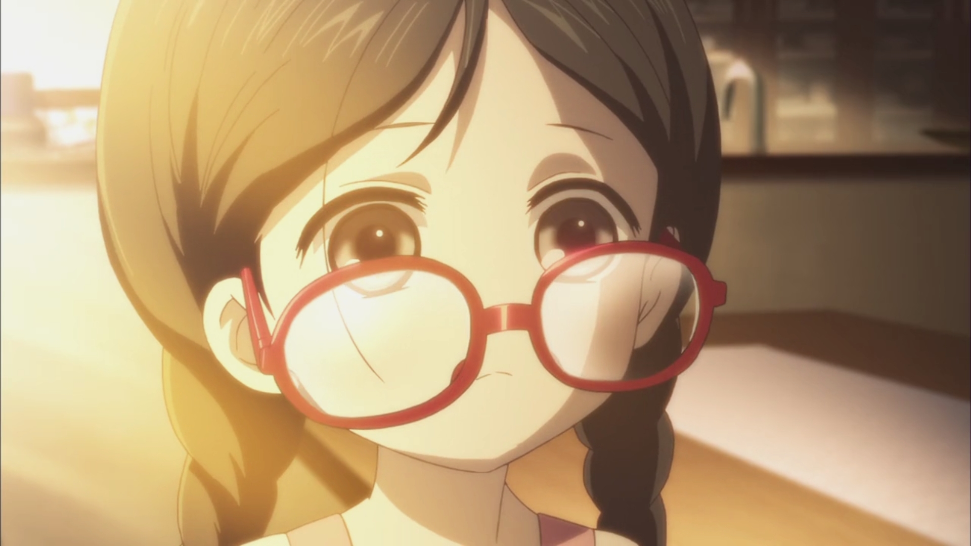 铃原泉水子是一个不懂世故而且极度怕生的女孩.