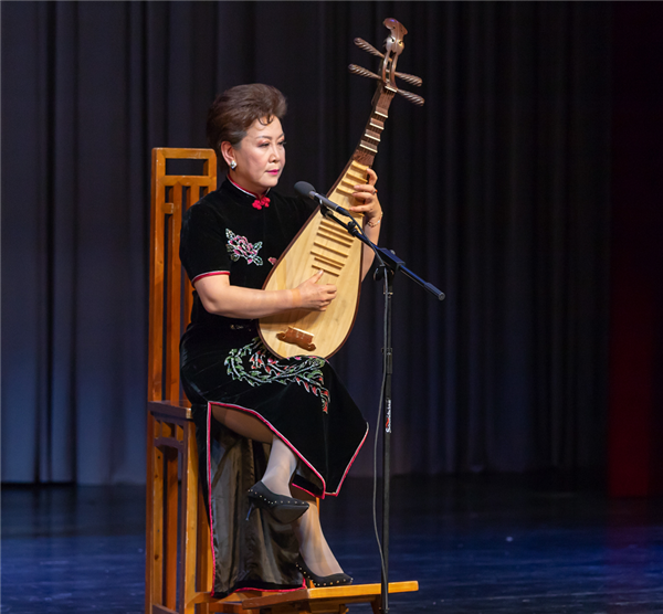 评弹艺术家徐丽仙诞辰90周年演唱会举行 王珮瑜一曲《情探》致敬