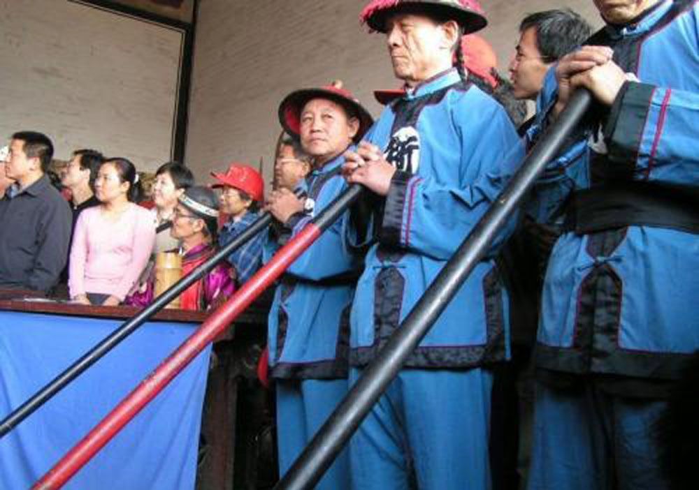 古代"衙役和捕快"有什么区别?是什么编制?哪个是"正式的"?