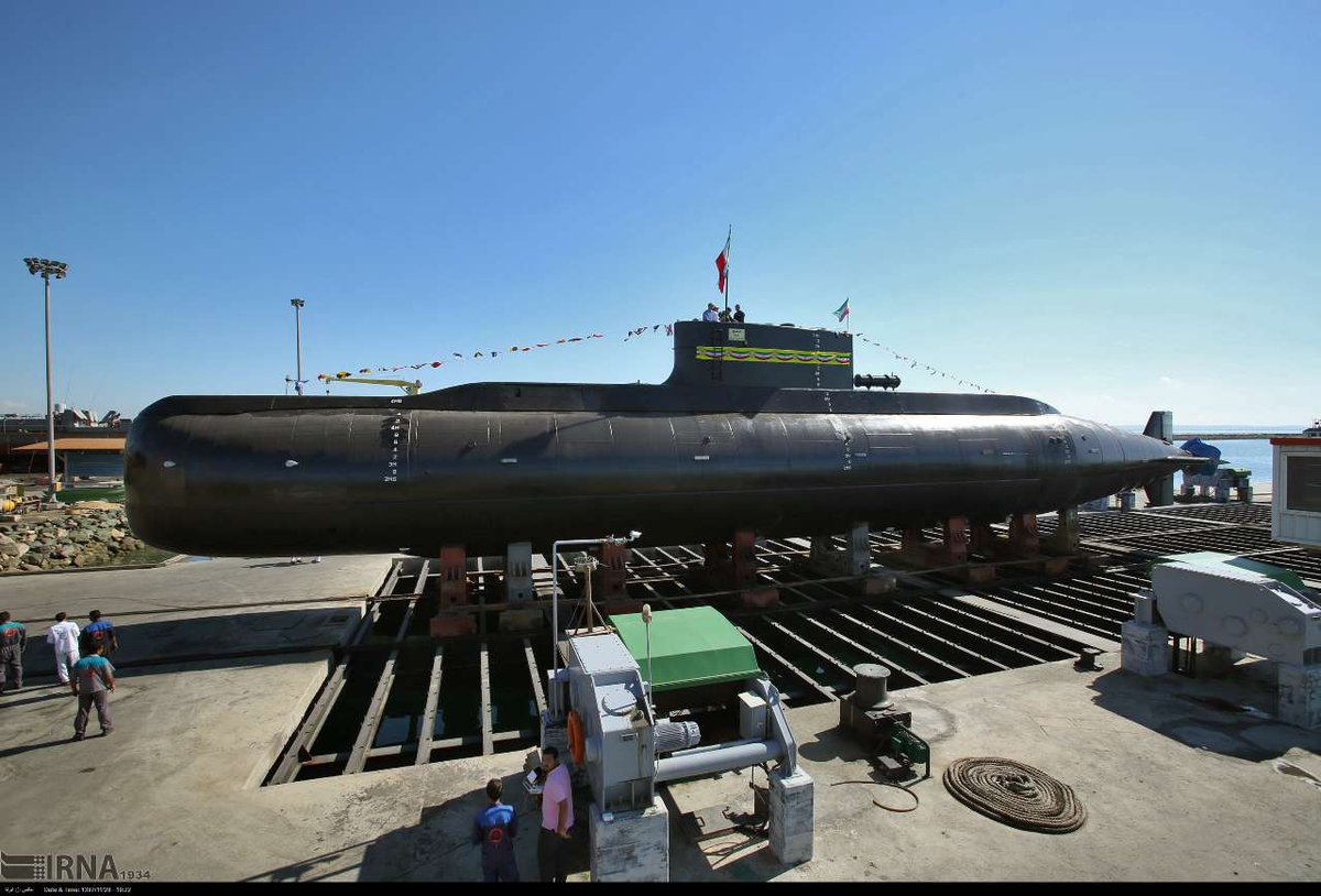 伊一六型潜艇图片