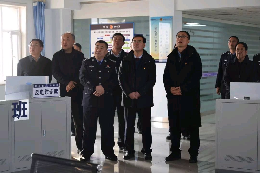 刘浩,白建成等襄汾县四套班子领导看望慰问一线干部职工