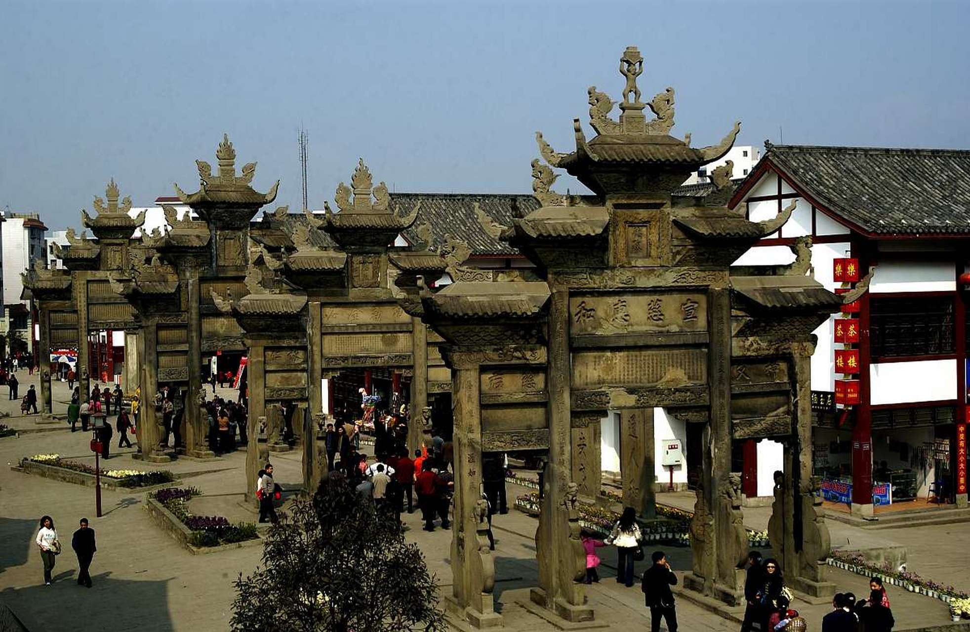 新春年货不打烊# 内江市隆昌石牌坊群是四川省内江市隆昌县的一垂古