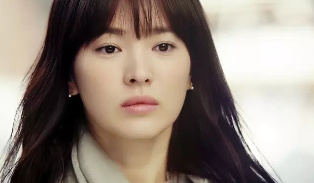 美女都有这四个特征,第一个是卧蚕,最后一个惹争议