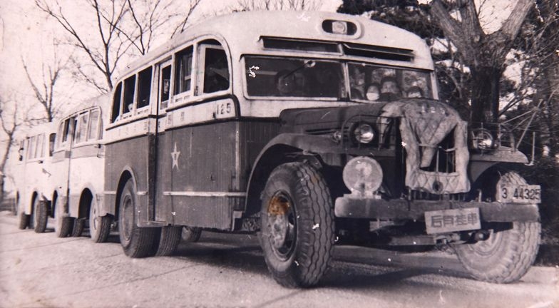 这是无锡各个时期的公交车,就是公交车的一部简史,你见过多少?