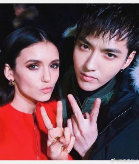 吸血鬼日记女主与吴亦凡合影 曾合作《极限特工3》标题图片