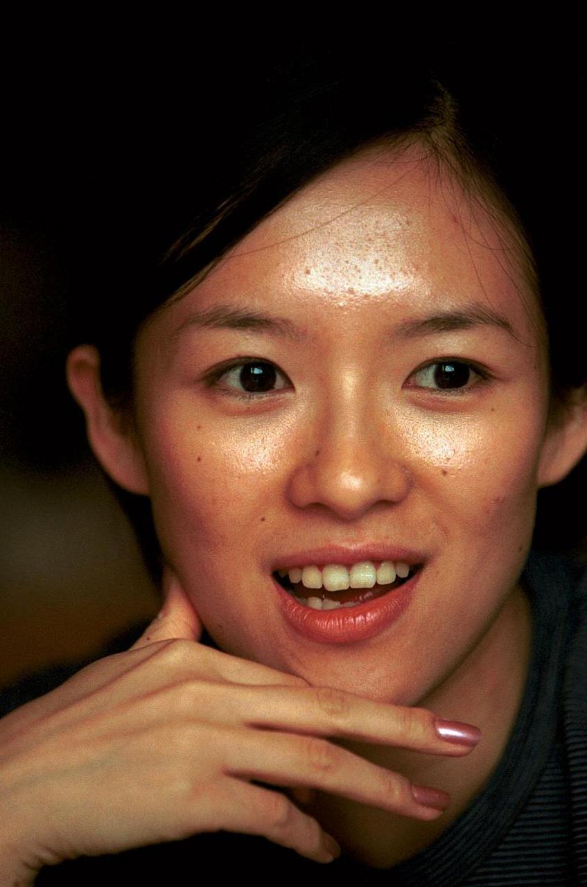 章子怡在节目中爆料:导演张一白为了找彭昱畅演一部戏,曾找到我说"你