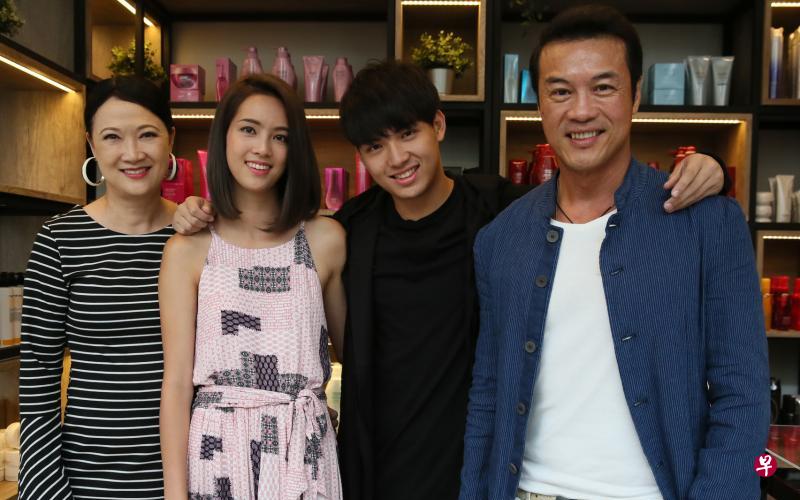 新加坡演员赴华发展,其母:小心潜规则,咱新加坡人不玩当地游戏