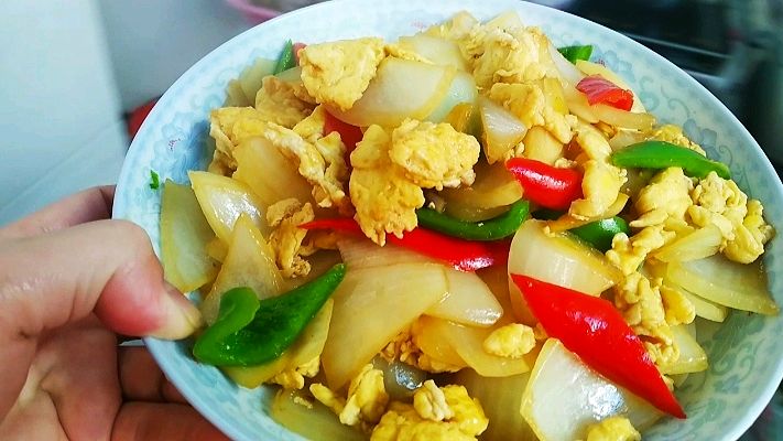 洋葱炒鸡蛋,家常菜,家常做法,一看就会,特别开胃