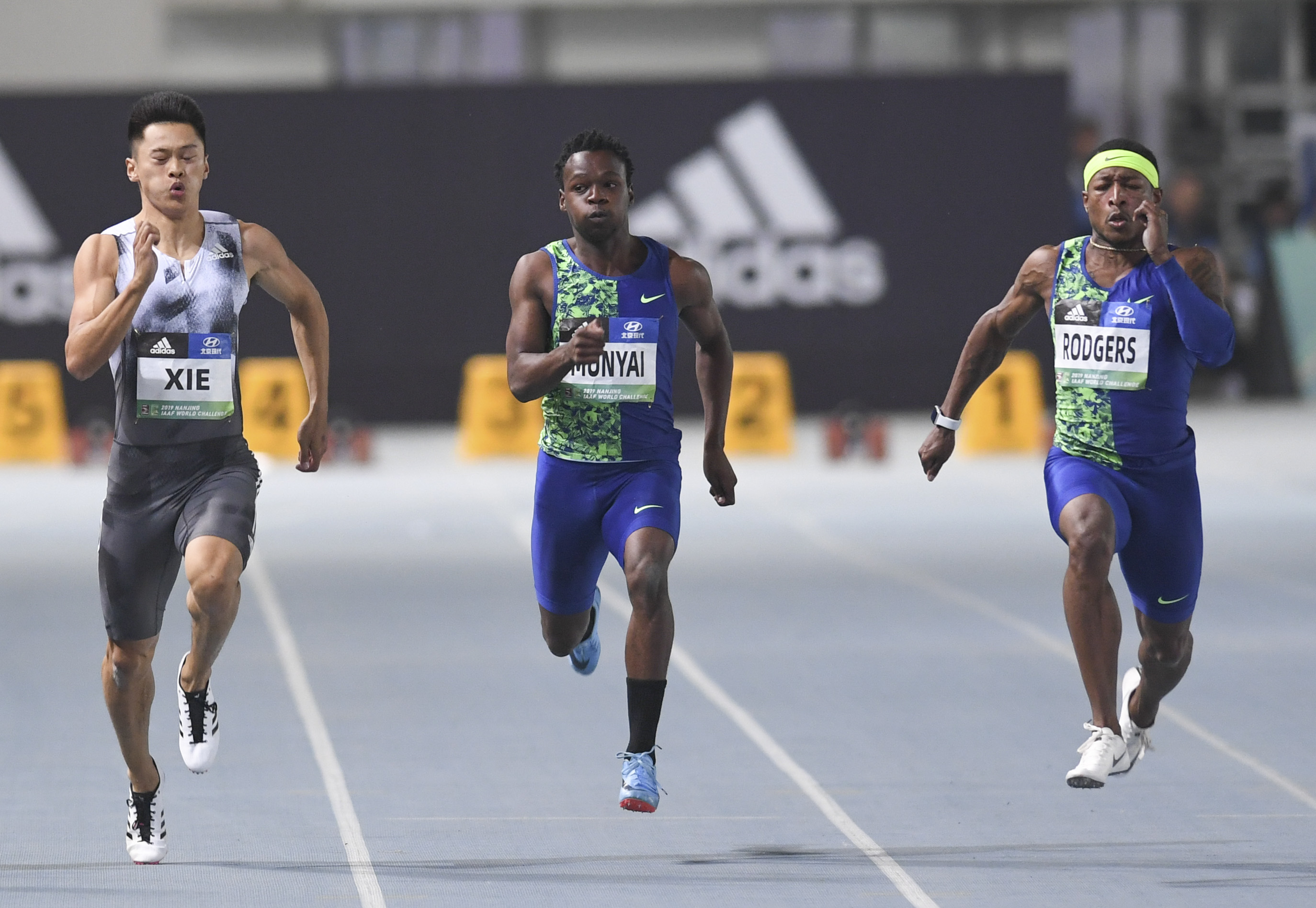 田径——国际田联世界挑战赛(南京站):罗杰斯获得男子100米冠军