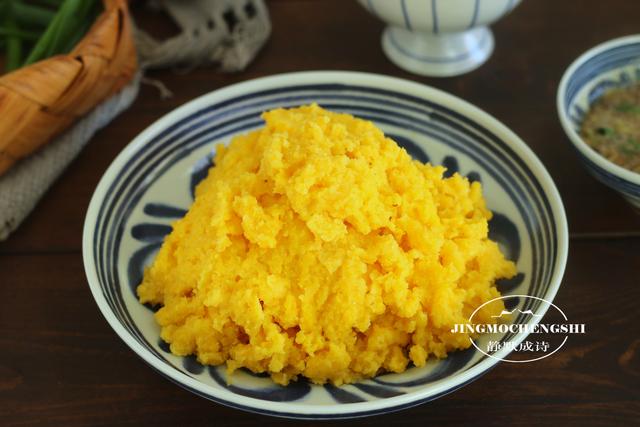 玉米面拿糕,北方特色美食,老一辈说:吃它最刮油,可再不想吃