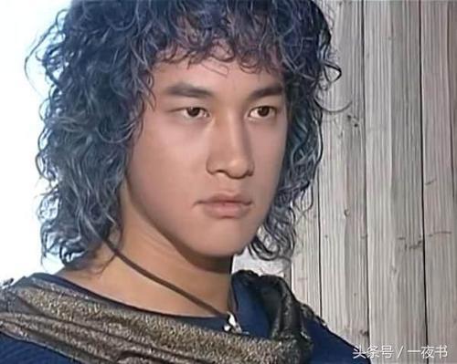 小s女儿"步惊云"卷发遭何润东调侃,盘点那些烫过卷发的男明星