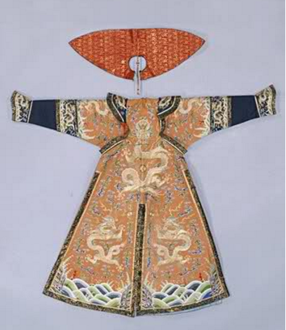 金黄纱平金彩绣金龙袷朝袍