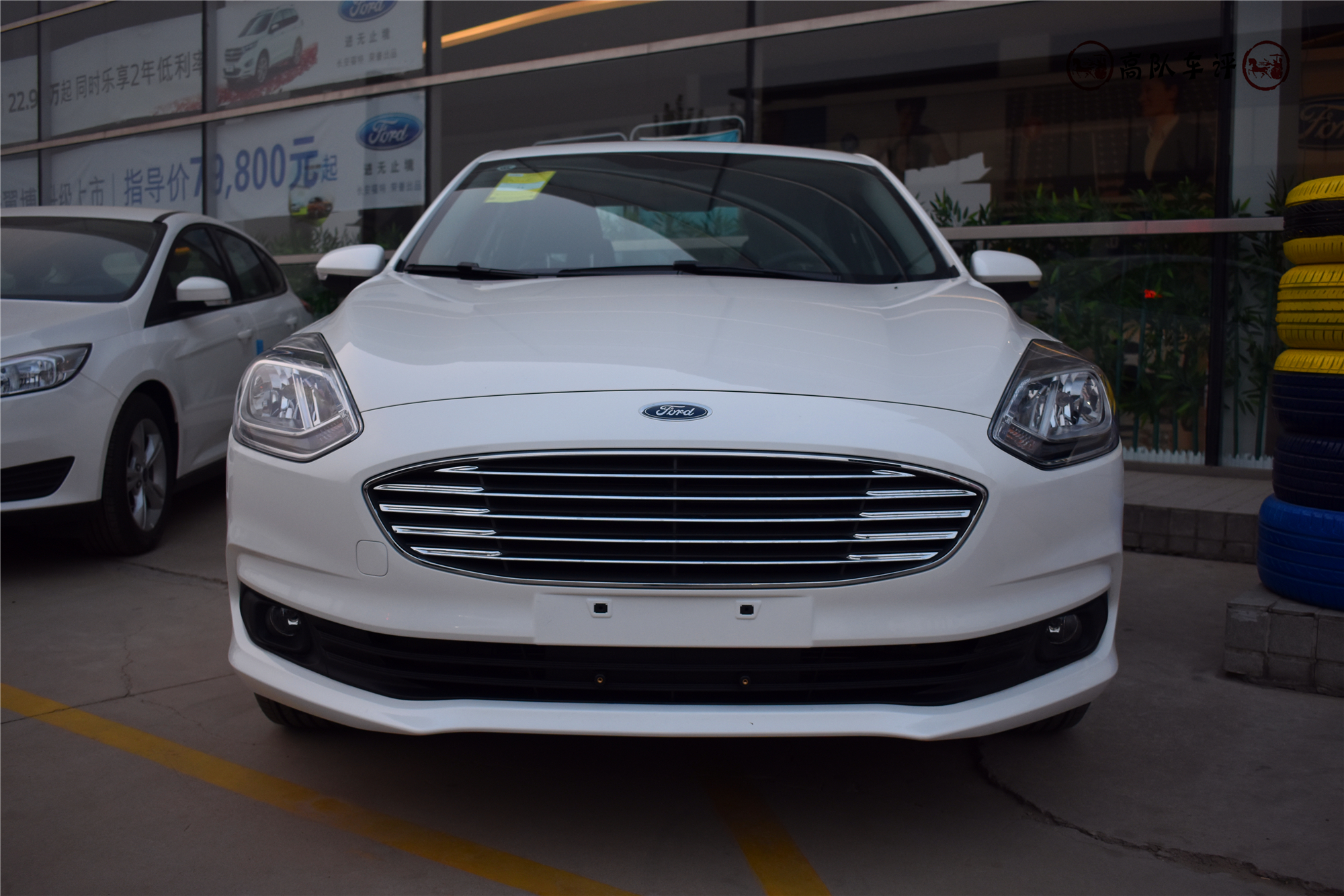 福睿斯2018款新车到店,外观更加豪华,全系匹配三缸动力