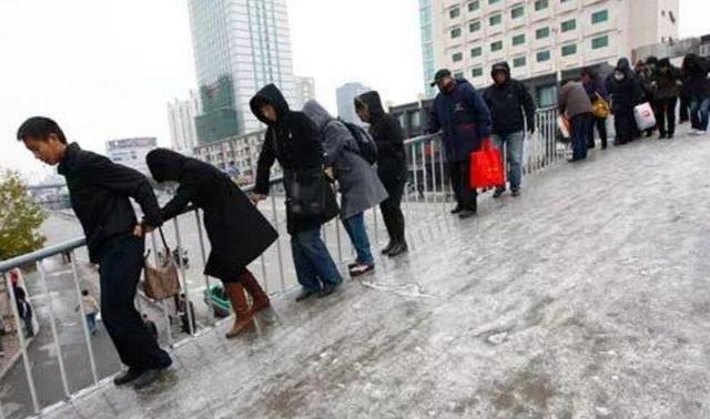 雪虐风饕的镇江,这些照片传遍朋友圈,看到最后我笑了