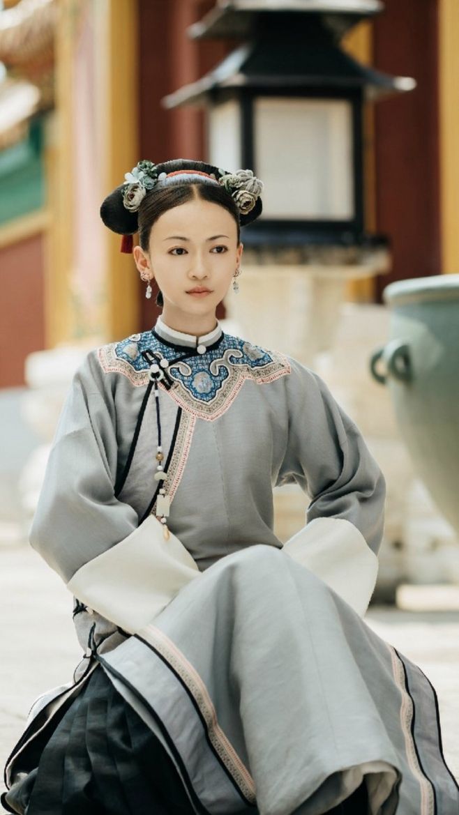 人间一场婆娑事,更无着落,万般红