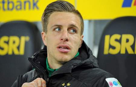 踢球者:沙尔克有意今夏免签门兴边锋赫尔曼